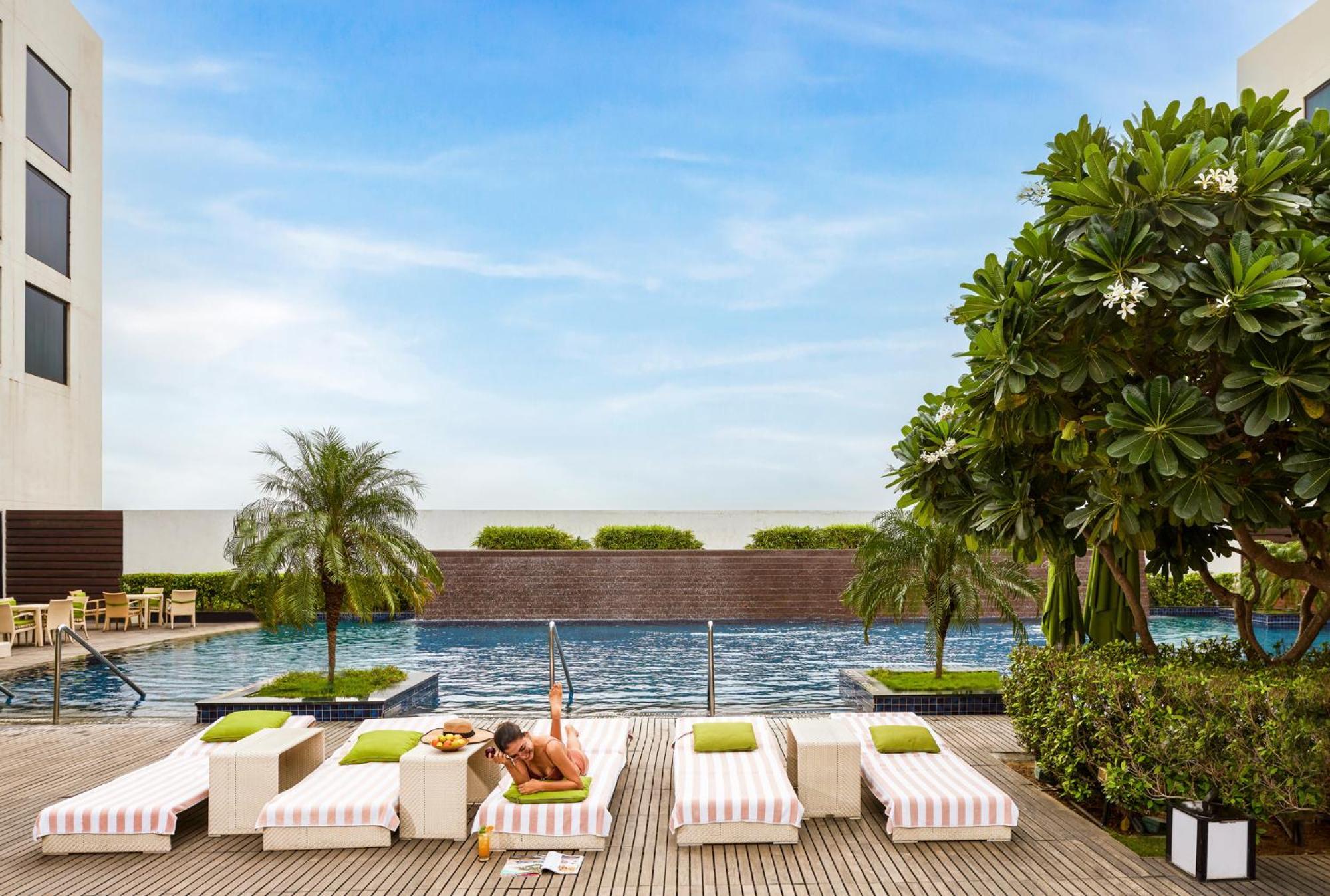 Pullman New Delhi Aerocity Exterior foto The Park, New Delhi