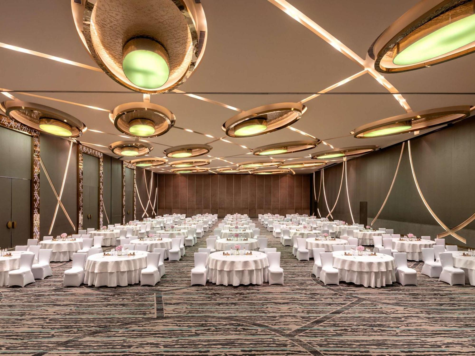 Pullman New Delhi Aerocity Exterior foto